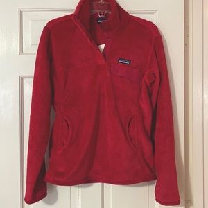 Patagonia woman’s fleece pullover
